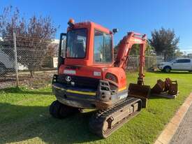 Excavator Kubota KX121-3 4 tonne 4 buckets A/C Cab 2010 - picture2' - Click to enlarge