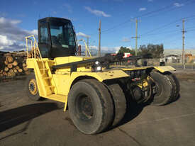 9.0T Diesel Empty Container Handler - Hire - picture0' - Click to enlarge
