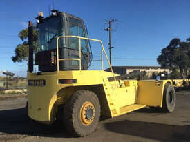 9.0T Diesel Empty Container Handler - Hire - picture1' - Click to enlarge