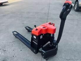 Electric Pallet Truck - picture0' - Click to enlarge