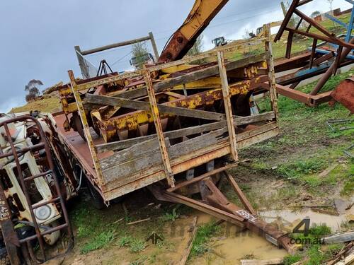 Farm Trailer - 2300W x 4800L