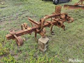 Coil Tine Chisel Plough, - picture0' - Click to enlarge