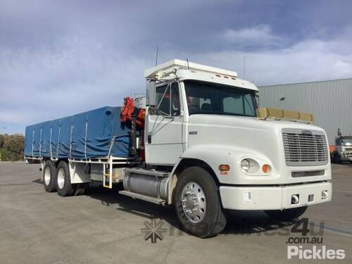 1997 Freightliner FL112