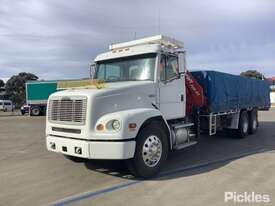 1997 Freightliner FL112 - picture0' - Click to enlarge