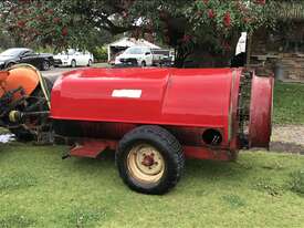 Sylvan trailer sprayer - picture0' - Click to enlarge