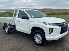 Mitsubishi Triton MR - picture0' - Click to enlarge