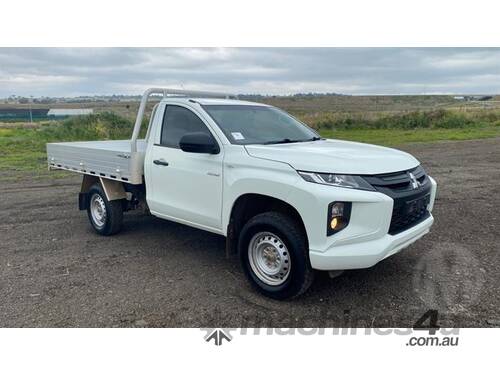 Mitsubishi Triton MR