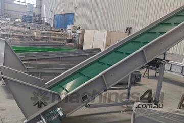   Large Incline Motorised Belt Conveyor - 4.5m long