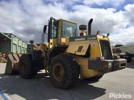 Komatsu WA380-3 - picture2' - Click to enlarge