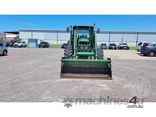 John Deere 6430