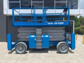 Genie GS-5390 Scissor Lift with Full Certification - picture0' - Click to enlarge