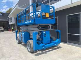 Genie GS-5390 Scissor Lift with Full Certification - picture2' - Click to enlarge