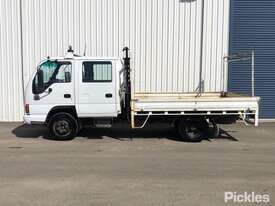 2005 Isuzu NPR 250 - picture1' - Click to enlarge