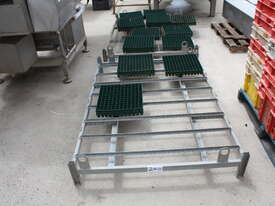 Seedling frames and trays - picture2' - Click to enlarge