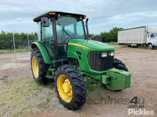 John Deere 5065M