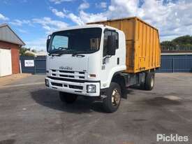 2008 Isuzu FTS 800 - picture0' - Click to enlarge