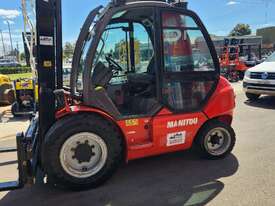 Manitou All Terrain 5 ton  M 50-4 Rough Terrain M-X50 - picture1' - Click to enlarge