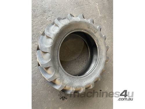 TRACTOR TYRE 12.4-24