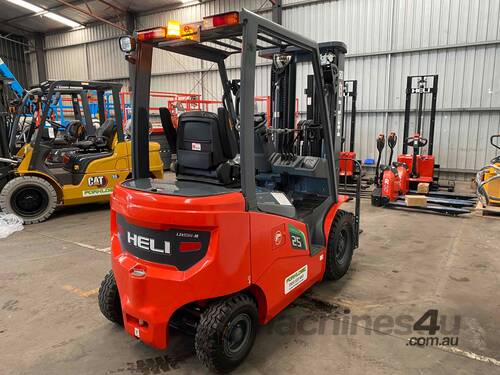 Heli Lithium Electric 2.5 Tonne Container Mast