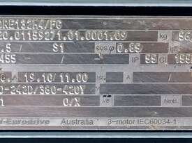 SEW Eurodrive Electric Motor 5.5 kW Reduction Gearbox  Model: DRE132M4 Output RPM : 81  Ratio : 17. - picture0' - Click to enlarge