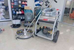 Honda GX690 Powered High Pressure Cleaner with 24
