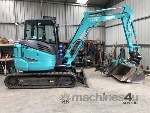 Immaculate condition 1 owner Kobelco 4.5 ton excavator 2014