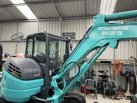 Immaculate condition 1 owner Kobelco 4.5 ton excavator 2014 - picture0' - Click to enlarge