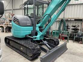 Immaculate condition 1 owner Kobelco 4.5 ton excavator 2014 - picture1' - Click to enlarge