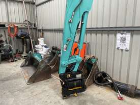 Immaculate condition 1 owner Kobelco 4.5 ton excavator 2014 - picture2' - Click to enlarge