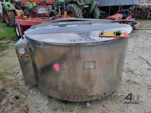 Round Stainless Steel Milk Vat - 1800 Litres