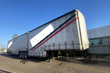 1999/2001 Maxitrans B Double Curtainsider Double Drop Deck Combination 1999/2001 Maxitrans B Double Curtainsider Double Drop Deck Combination
