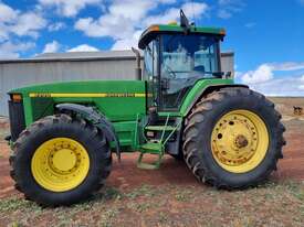 1997 John Deere 8200 Row Crop Tractors - picture0' - Click to enlarge