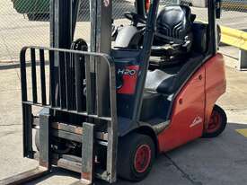 2008 Linde H20 Forklift 2 Tonne - picture0' - Click to enlarge