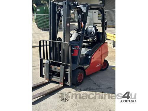 2008 Linde H20 Forklift 2 Tonne