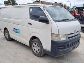 Toyota Hiace 200 - picture0' - Click to enlarge