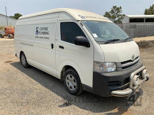 Toyota Hiace 200