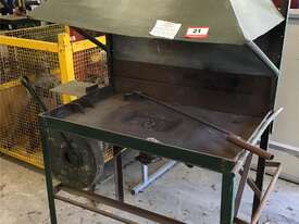 Forge Work Bench - picture1' - Click to enlarge