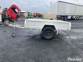 Unknown Single Axle Box Trailer - picture2' - Click to enlarge