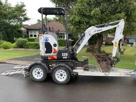 BOBCAT E20 Mini Excavator 2017 VERY LOW HOURS - picture0' - Click to enlarge