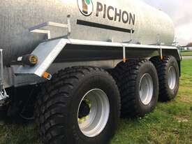 Muckrunner Pichon Slurry Tanker 28,500L - Fully Galvanised Inside & Outside - picture2' - Click to enlarge