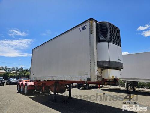 1996 Maxicube Tri Axle Refrigerated Rollback A Trailer