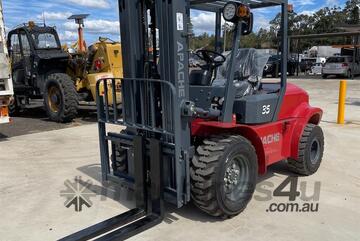 Apache 3.5 Ton All Terrain High Mast Forklift