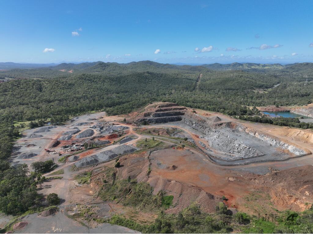 Used FREE HOLD HARD ROCK QUARRY FOR SALE GLADSTONE QLD Crushing
