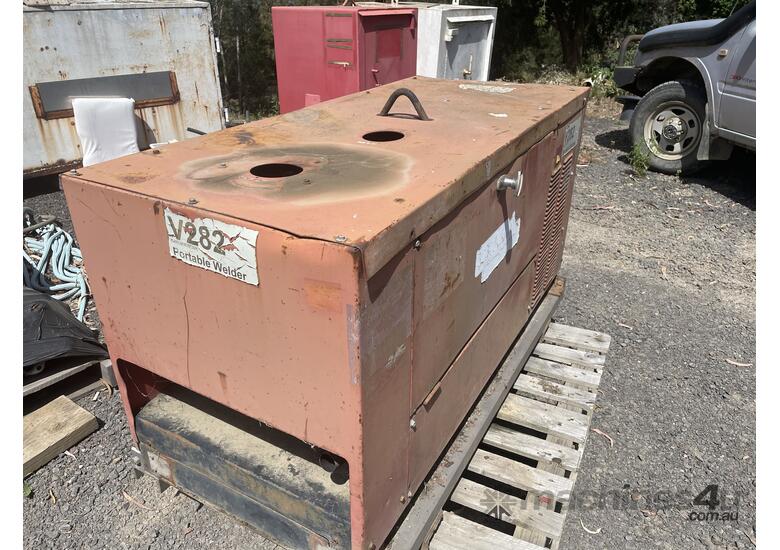 Lincoln V282 welder generator