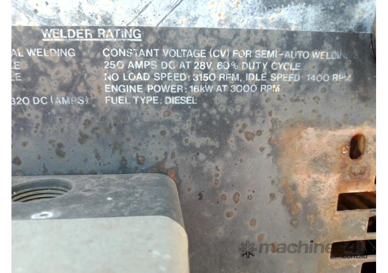 Lincoln V282 welder generator