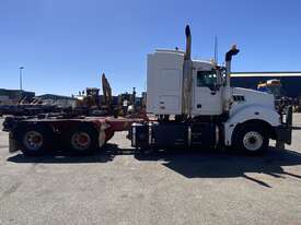 2017 Mack CLXT Titan   6x4 Prime Mover - picture2' - Click to enlarge
