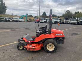 Kubota ZD28 Underbelly Ride On Mower - picture2' - Click to enlarge