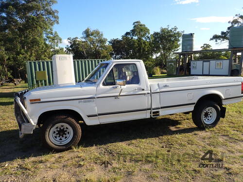 Ford F250 style side utility