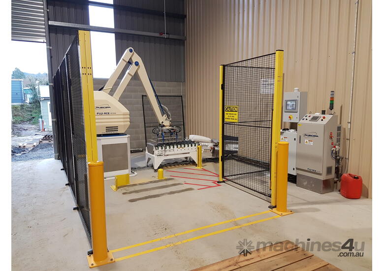 caption FUJI EC-201 Robotic Palletizer
