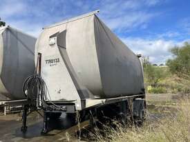 2003 Lusty EMS Bogie Axle Enclosed Tipping B Trailer - picture0' - Click to enlarge